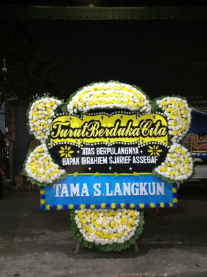 Papan Bunga Duka di Siluq Ngurai