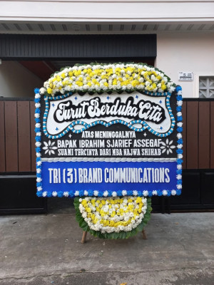 Papan Bunga Duka di Siluq Ngurai